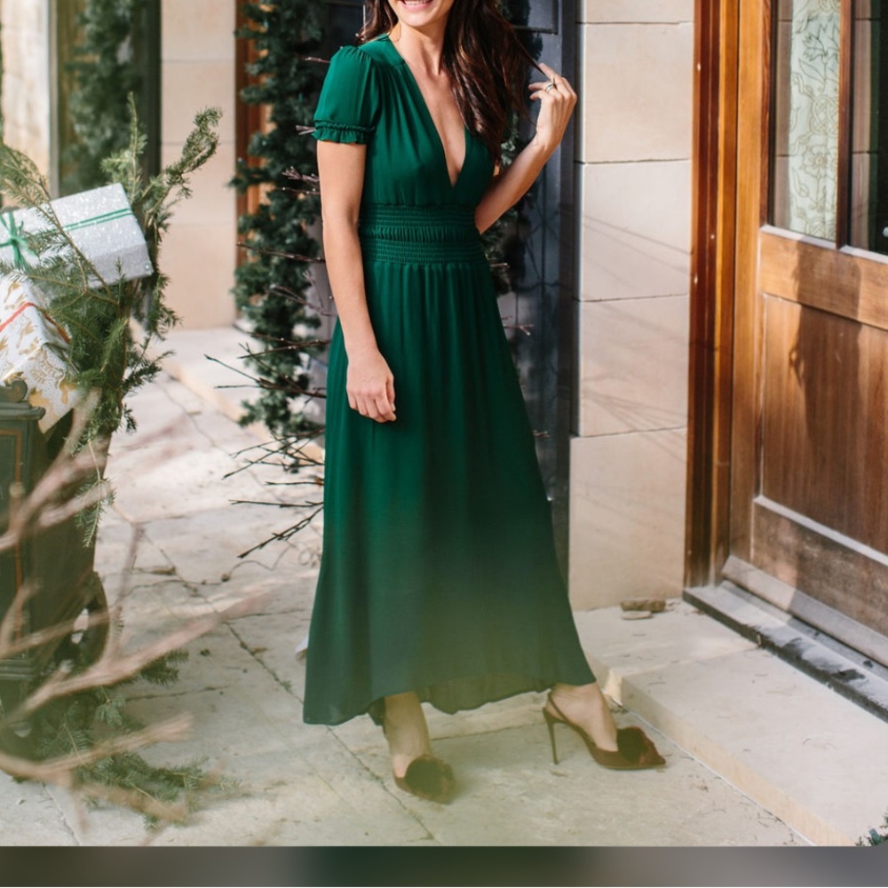elegant green midi dress Reformation | Dresses | Reformation Dane short formal emerald green dress